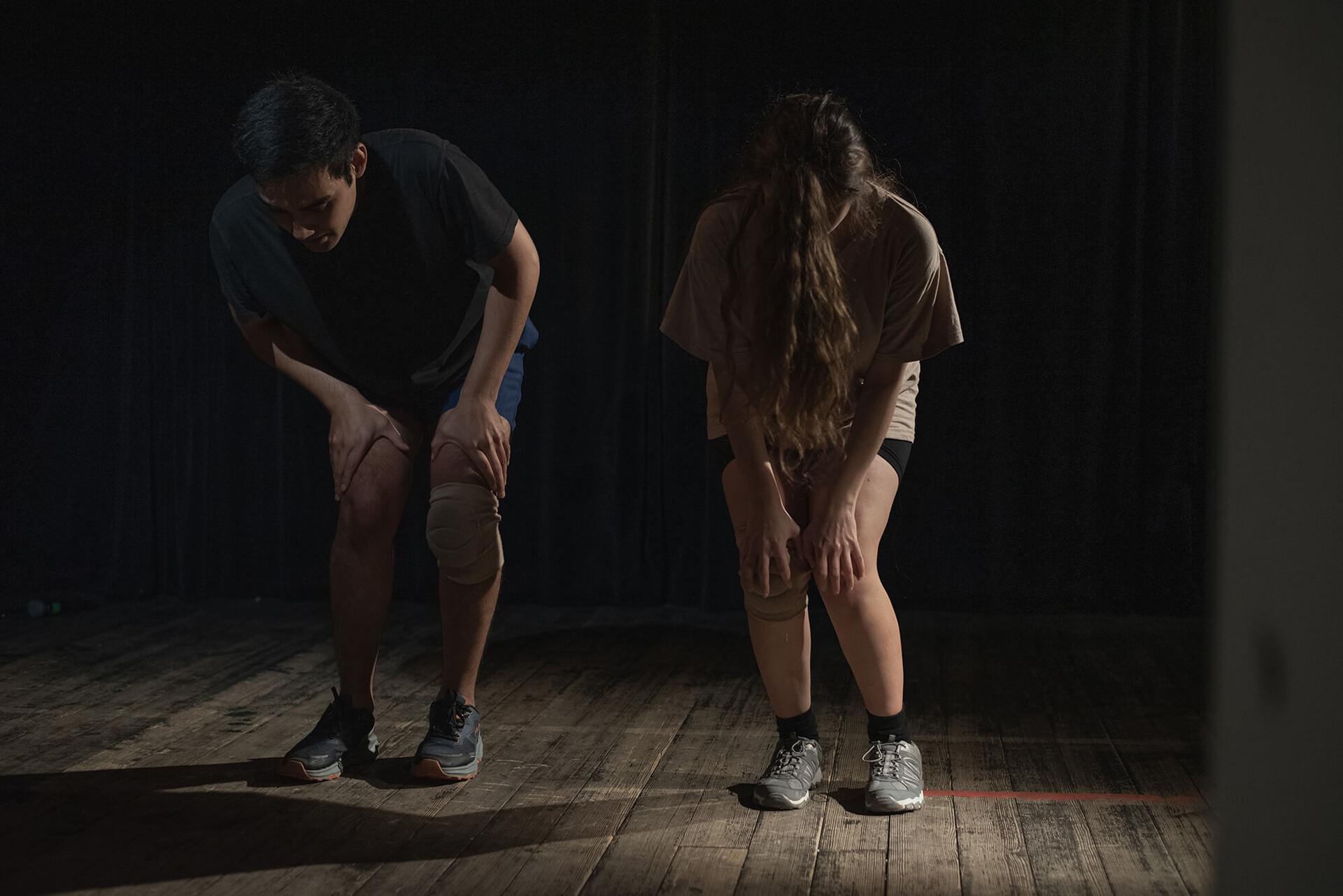 Ilustracja aktualności ESSP 04: On our knees